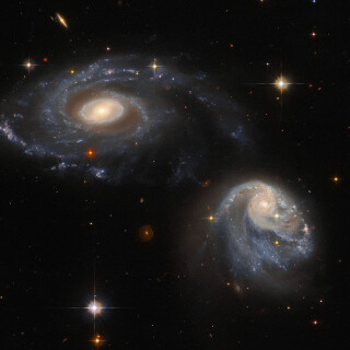 hubble_arp-madore608-333_potw2240a