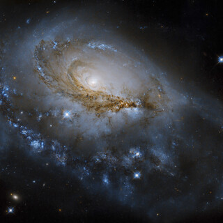hubble_ngc1961_wfc3_1flat_cont_final